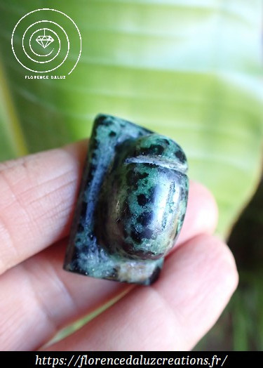 Scarabée en rubis zoisite – Image 4